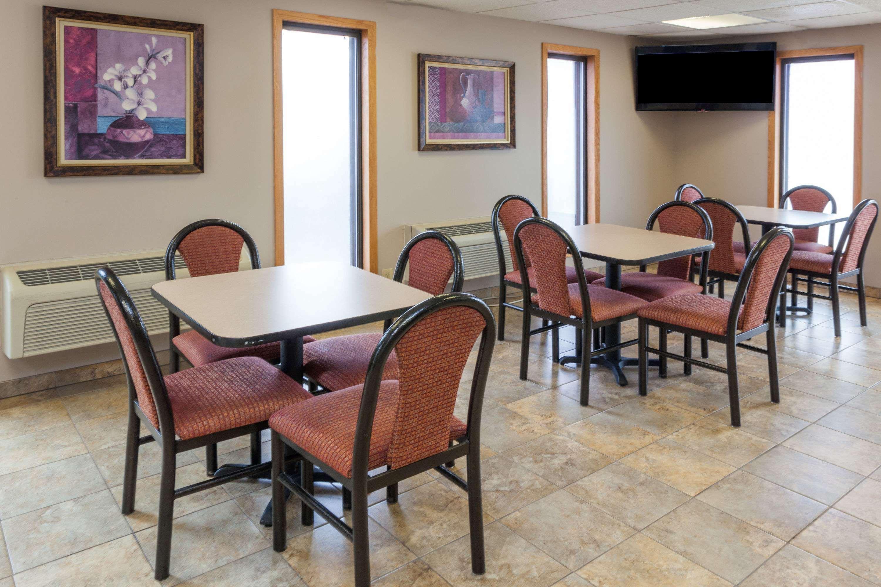 Super 8 By Wyndham Michigan City Zewnętrze zdjęcie